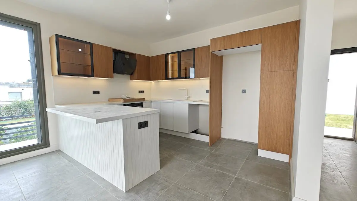 Modern kitchen
